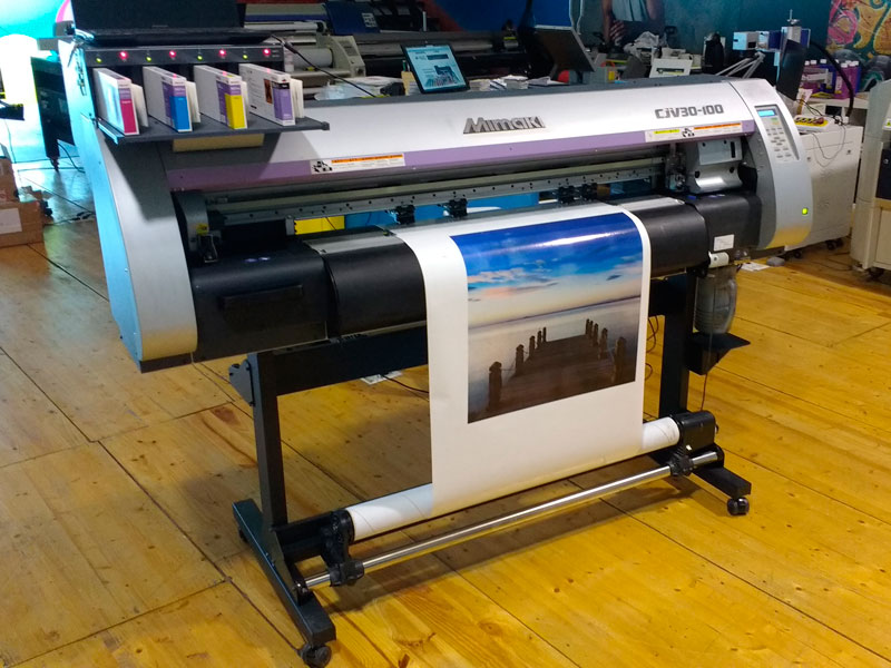 Mimaki CJV30-100 (frontal)